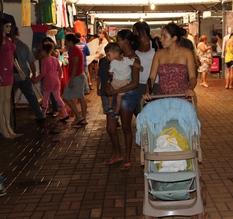 Começou a 11ª Feira Ponta de Estoque de Sarandi